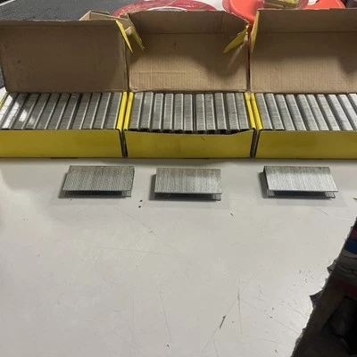 FLOORING STAPLES  15gauge -32mm– BOX OF 1000 , KOALA brand Qty 3 Boxes - image 1 of 4