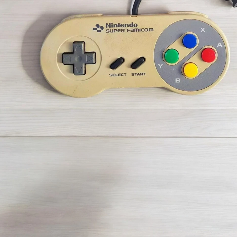 Official Nintendo SNES Super Famicom SFC Controller SHVC-005 Fully Working - Immagine 1 di 1