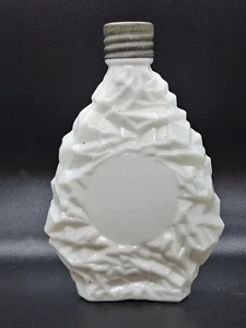 1890-1910 Klondyke Gold Nugget Whiskey Milk Glass Bottle - Blown in Mold  6'' - Bild 1 von 6