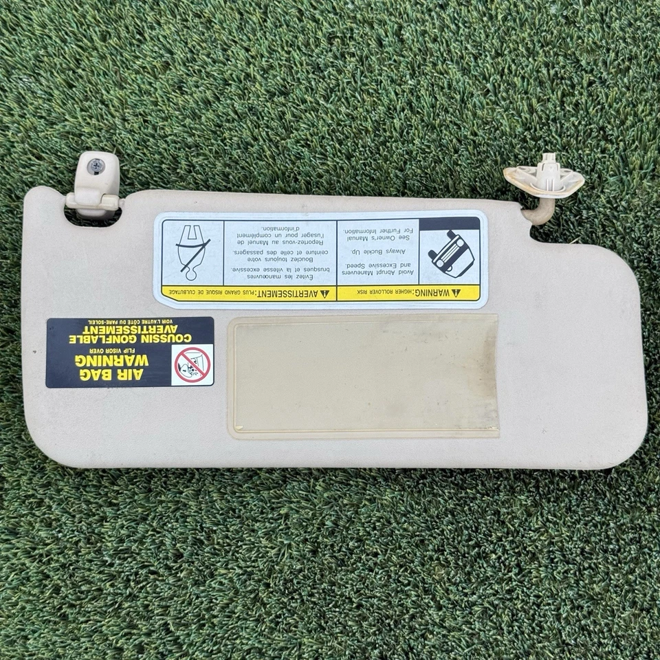 1997-2004 Nissan Pathfinder Infiniti QX4 Driver Side Sun Visor Vinyl - Image 1 of 4