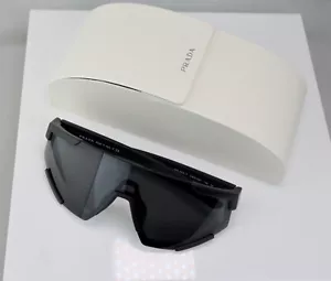 Gafas de sol Prada Line PS 04W SPS 04W-F protectoras para hombre con lentes grises brazos de nailon - Imagen 1 de 6