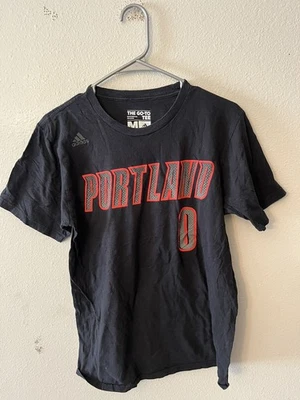 Camiseta negra Adidas Portland Trail Blazers #0 Damian Lillard talla mediana usada en excelente estado Foto 1 de 4