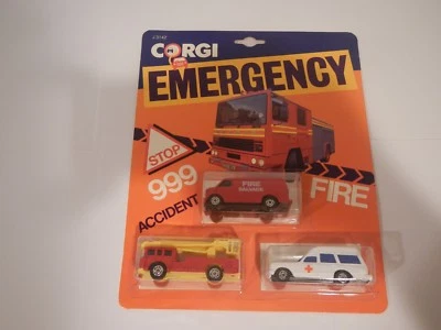 Ambulancia Corgi Emergencia Mercedes Benz 2200 De Colección, Simon Snorkel y Furgoneta (1) Foto 1 de 4