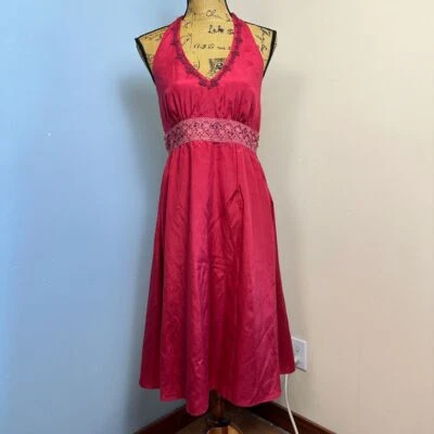 Vestido Spenser Jeremy Talla 6 Seda Sin Mangas Halter Cuentas Encaje Midi Rosa Y2K Años 90 Caprichoso Foto 1 de 4