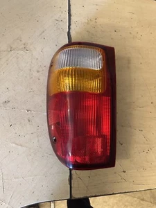 1995-1997 Ford Ranger Driver Side Tail Light - Picture 1 of 2