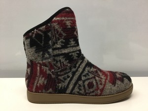 indigo rd yarine booties