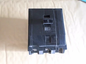 INTERRUTTORE MCB QUADRATO D QO-X 6 AMP (QO 306 X) TIPO 4 M3 TRIPLO POLO.QO306X - Foto 1 di 1