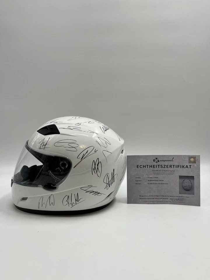 Formel 1 Helm unterschrieben von 24 Fahrern Unterschrift Michael Schumacher - Bild 1 von 4