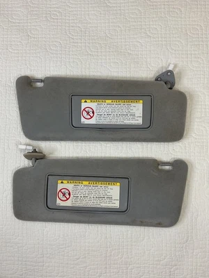 1999-2003 Lexus RX300 OEM Gray Driver & Passenger Pair Lighted Sun Visors Cloth - Image 1 of 4