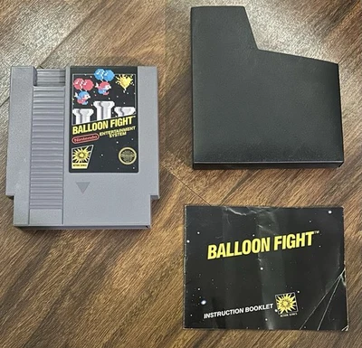 BALLOON FIGHT NINTENDO ORIGINAL NES BLACK BOX GAME 5 SCREW w/ MANUAL GREAT SHAPE - Image 1 of 4