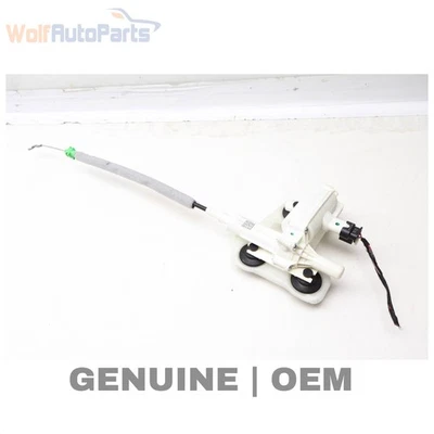 Mercedes-Benz GLC63 AMG S 2018-2019 - motor elevador de escotilla de maletero/unidad de transmisión Foto 1 de 4