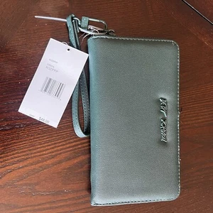 Betsey Johnson Geldbörse mit umlaufendem Reißverschluss und abnehmbarem Riemen grün XOZIPPP UVP $ 48 Neu mit Etikett - Bild 1 von 4