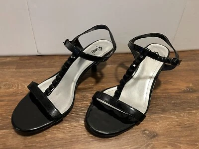 Fioni Women's Strappy Black Beaded Opened Toe Low Heel  Size 8  - Image 1 of 4