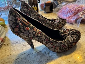 Rocketdog Ditzy Floral Print Velvet Court Shoes Size 40/7 Retro - Picture 1 of 10