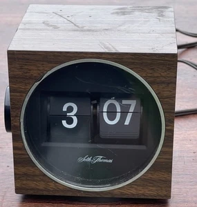 SETH THOMAS SPEED READ CUBE LITE FLIP CLOCK 0854 - Picture 1 of 8