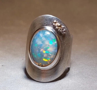 Goldschmiedering breiter 925 Silber Ring funkelnder großer Welo Opal - Kiodesign - Bild 1 von 4