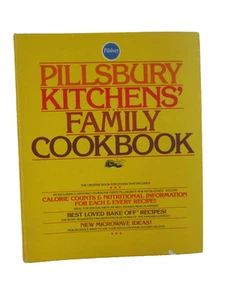 PILLSBURY KITCHENS' FAMILY COOKBOOK 5 Ring Binder HC 3rd Third Printing 1981 - Bild 1 von 8