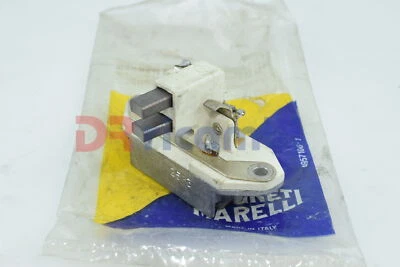 REGOLATORE TENSIONE FIAT 124 127 128 FERRARI 203/308 COUPE MARELLI 940038008010 Foto 1 de 4
