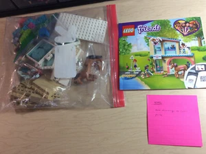Displayed Only LEGO Friends #41446 Heartlake City Vet Clinic 100% 2021 258pcs - Picture 1 of 2