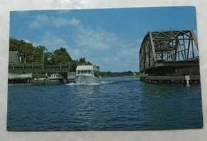 Boothbay Harbor, Maine Drawbridge. Postcard (M2) - Picture 1 of 2