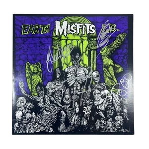 The Misfits Signed Earth A.D. Vinyl Album Danzig Jerry Only Robo Doyle - Picture 1 of 8