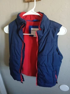AMAZON ESSENTIALS Puffer Vest Size Small Kids - Picture 1 of 3