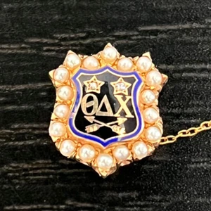 Theta Delta Chi Fraternity Pin Badge 10k Solid Gold Enamel W Pearls & Diamonds - Picture 1 of 5