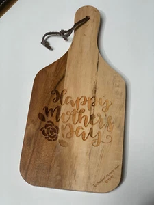 SALE MINI CHOPPING BOARD PERSONALISED ENGRAVED MOTHERS DAY BIRTHDAY GIFT - Picture 1 of 2