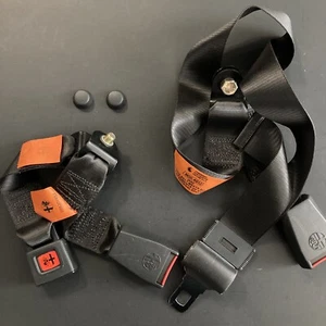 9630065200 Alfa Romeo 164 Q / S Rear Seat Belt Set - Bottom parts - Picture 1 of 7