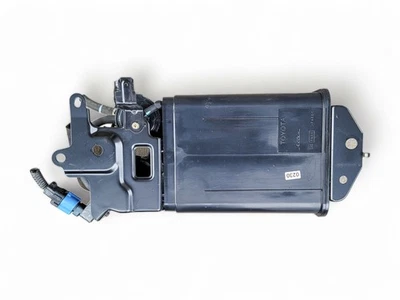 Bote de vapor de combustible de emisión Toyota Camry 02 4 cilindros 77740-33130, C050, OEM, 2002 Foto 1 de 4