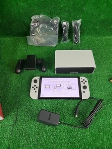 Nintendo Switch OLED Model HEG-001 Handheld Console - 64GB - Picture 1 of 12