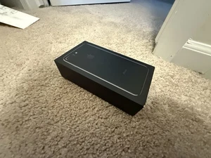 Apple iPhone 7 Plus 128 Go NOIR DE JAIS VIDE BOÎTE D'ORIGINE AU DÉTAIL UNIQUEMENT PAS DE TÉLÉPHONE - Photo 1 sur 2