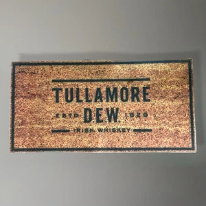 Vintage Tullamore DEW Irish Whiskey Bar Mat Promo Felt Bar Runner Rug 24x12 Rare - Picture 1 of 6