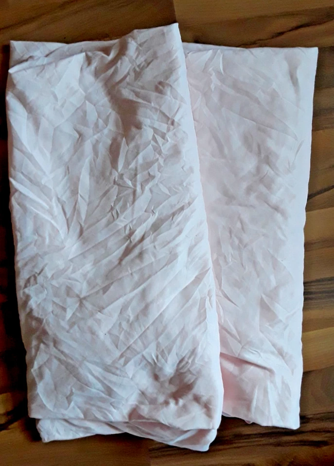 2 rosa Spannbettlaken, Gr. ca 80-90 x 190-200 - Bild 1 von 1