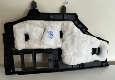 2012-2014  Toyota Camry Avalon Panel Cover 55607-06041 LH - Image 1 of 4