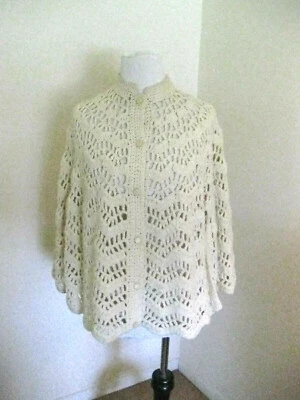 Poncho suéter envolvente vintage años 70 ganchillo a mano mod capa S/M crema Foto 1 de 4