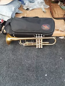 Conn 22b Usa Trumpet NO MOUTHPIECE Comes With Plush Case Great Shape - Picture 1 of 24