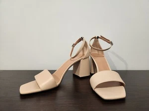 HUGO BOSS WOMEN NUDE STRAPPY SANDALS IN NAPPA LEATHER SIZE 40 - Picture 1 of 7