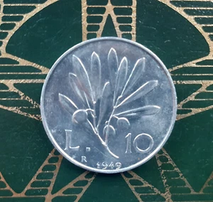 ($) 10 Lire 1949 (Ulivo) - REPUBBLICA ITALIANA - Monetazione in Lire 1946-2001 - Foto 1 di 6
