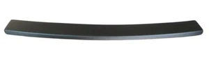 Protector de borde de carga de plástico negro para Subaru XV SUV (SUV/5) 2012- - Imagen 1 de 4