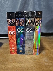 Der O.C. Serie Staffeln 1-4 Komplettset Show aus den 2000er Jahren auf Fox & The WB - Bild 1 von 6