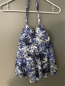 Womens size 8 Blue Floral nwt tankini top Ladies Swim Top - Picture 1 of 4