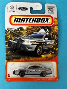 Matchbox 2023 - Ford Police Interceptor 23/100 - 1:64 - 70 años - Imagen 1 de 10