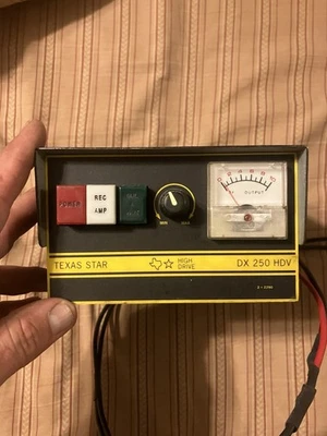 Amplificador lineal Texas Star Killer Bee DX 250 HDV Foto 1 de 3