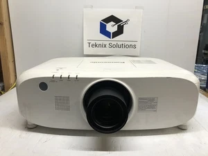 WORKING Panasonic PT-EZ580 LCD Projector 2070h LAMP Time READ DESCRIPTION! - Picture 1 of 16