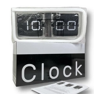 Cloudnola FLIPPING OUT Flip Clock - Neu Open Box 13,5" veralteter Stil #0011 - Bild 1 von 13