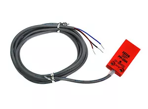 1 Stück Fotek Näherungssensorplatte vertikal Typ PP-05N 5mm NPN out DC10-30V IP67 - Bild 1 von 5