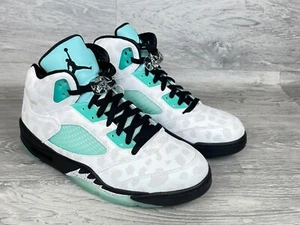 Nike Air Jordan 5 Retro "Island Green" CN2932-100 Taglia: UK 8.5, EU 43, US 9.5 - Foto 1 di 23