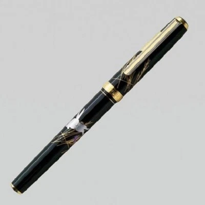 Pluma Estilográfica PLATINUM X HAKUICHI Talla M "Luna y Conejo" Hoja de Oro 18k A113-01008 Foto 1 de 4