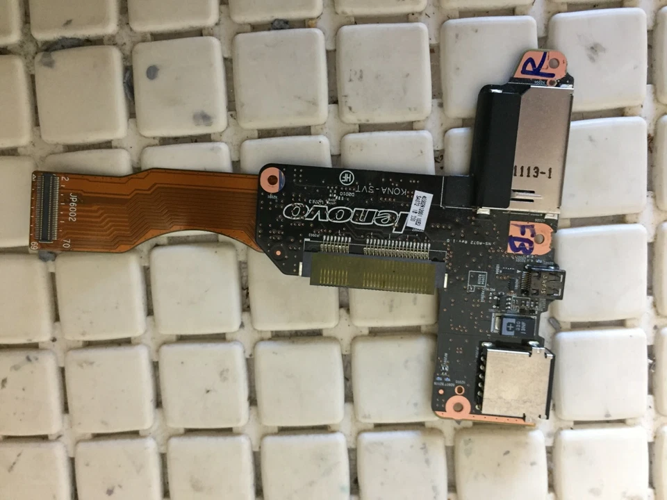 Lenovo Yoga 2 Pro 13 20266 Tarjeta Msata USB Micro HDMI SD Card Con Flat - Imagen 1 de 2